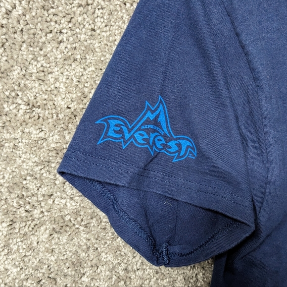 Disney Land Resort Expedition Everest T-shirt Size M - Picture 7 of 7